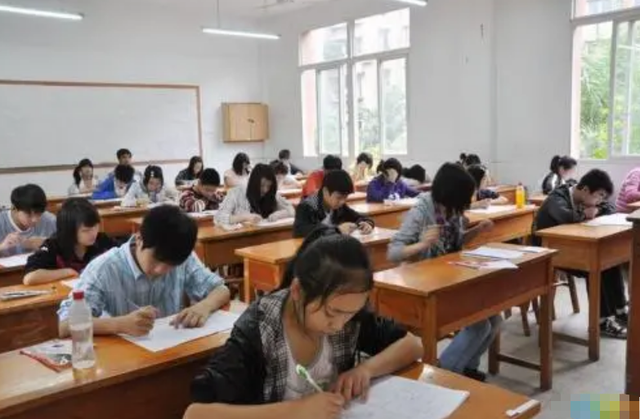 中考总分一般是多少，中考总分多少啊（529分却挤不进普高大门）