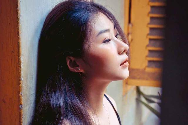 什么是裸婚，女人最小几岁能生育（一对裸婚夫妻的教训）