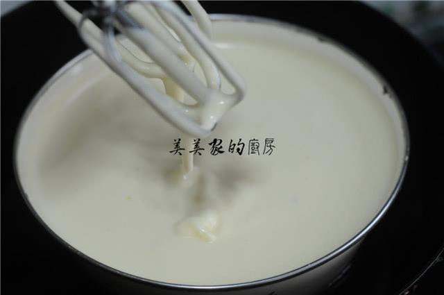 鸡蛋糕蒸几分钟，鸡蛋糕要蒸几分钟（教你做简单的蒸蛋糕）