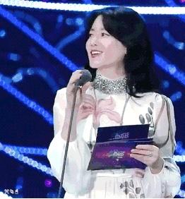 女孩子有灵气的面相，阴德厚重的女人面相（所有豪门阔太都是“郭式旺夫脸”）