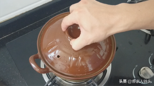 香菇炖肉怎么做好吃，一个客家传统味道做法