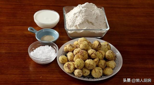 栗子饼的制作方法，栗子鸡蛋饼的制作方法（教你做一道甜而不腻的栗子饼）