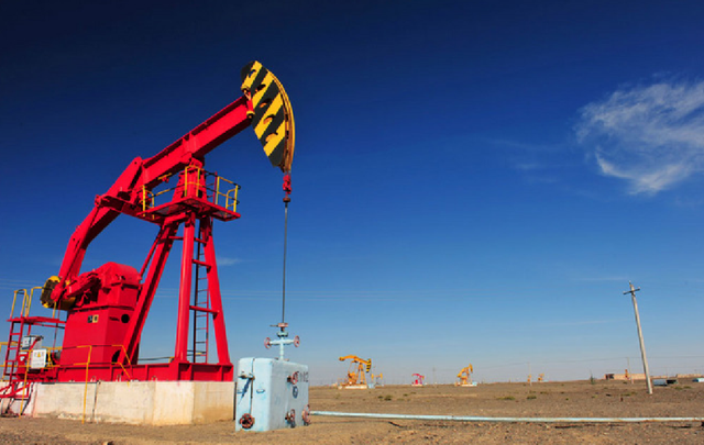 成品油调价机制，国内油价调整机制规则（我们国内成品油的定价机制是什么样的呢）