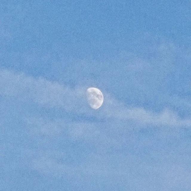 蓝色背景图，蓝色背景图片竖版（蓝色系朋友圈背景图）