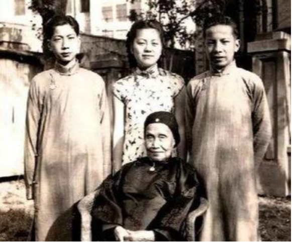 晚清曾国藩的墓志铭，以高明的识人之术闻名的晚清名臣曾国藩