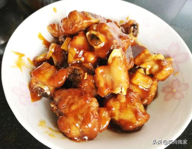 红糖炒汤圆怎么做，糖炒汤圆的怎么做好吃（元宵节家里聚餐这个16个家常菜）