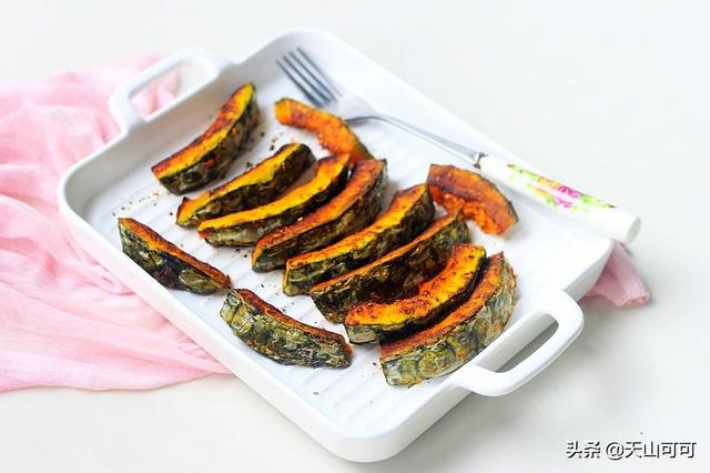 南瓜皮可以吃吗，绿皮小南瓜蒸熟可以吃皮吗（能当烤肉吃了）