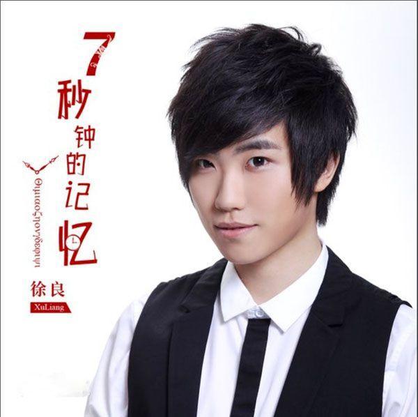 飞机场歌曲简介，飞机场歌词（当年霸榜的“QQ音乐三巨头”的歌曲放现在还能火吗）