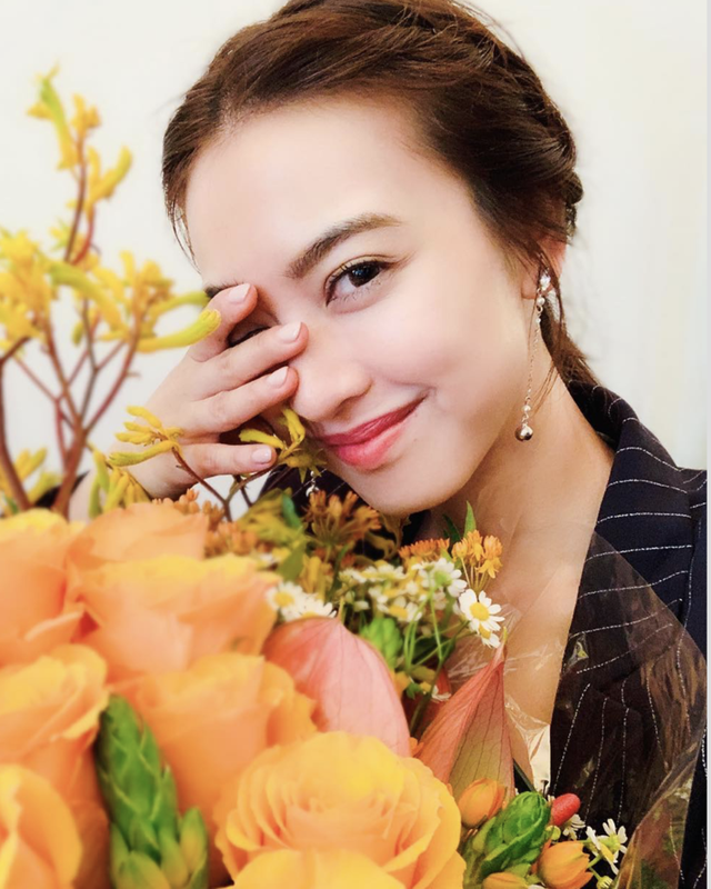 仿真眉和雾眉哪个持久，仿真眉和雾眉哪个自然（一文了解雾眉、丝雾眉、线条眉、植眉）