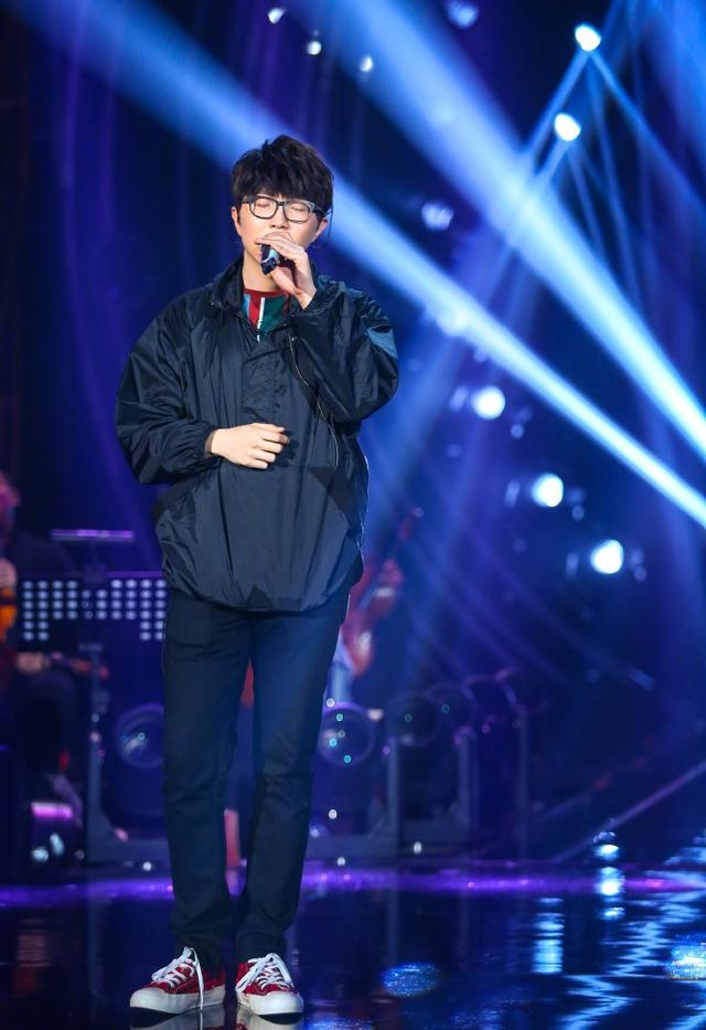 因为爱情原唱，年龄差最大的两个歌手合作（相伴一生原唱简谱）