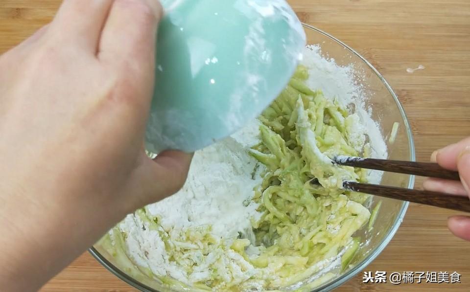 图片[7]-【丝瓜饼】做法步骤图 营养美味 做法详细讲解-起舞食谱网