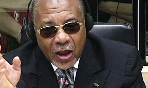 血钻真实事件是什么，血钻真实事件改编（后因血钻将邻国变成地狱）