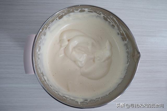 用面包机做蛋糕，怎样用面包机做蛋糕（面包机也能实现蛋糕自由）