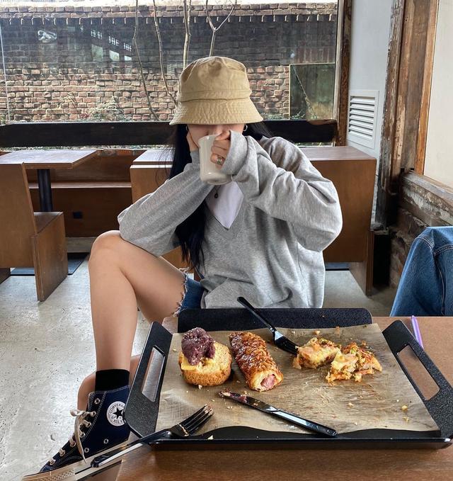 如何打响指，如何打响指的教程（如何让你的前男友疯狂地想念你）