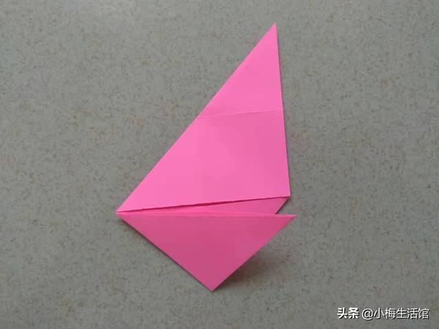 爱心的折法(简单)，简单爱心的折法（看的我都心花怒放了）