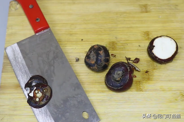 荸荠去皮海量妙招分享，马蹄去皮原来这么容易