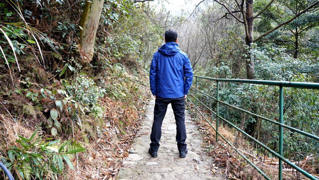 沙里瓦是什么意思，沙乌沙里瓦是什么意思（新年用红蓝新衣组CP-沙乐华男女羽绒服）