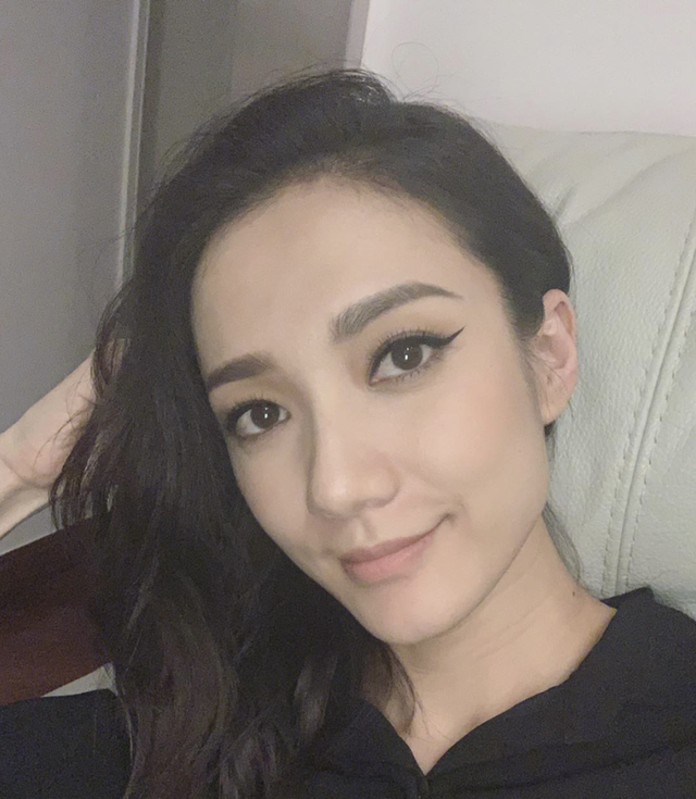 仿真眉和雾眉哪个持久，仿真眉和雾眉哪个自然（一文了解雾眉、丝雾眉、线条眉、植眉）