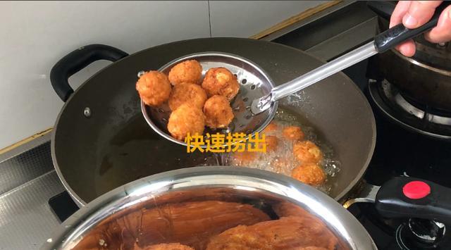 做豆腐丸子教程，炸豆腐丸子时