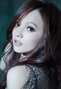 桃花眼双眼皮图片，怎样的眼型才是桃花眼（女生拥有这3种\