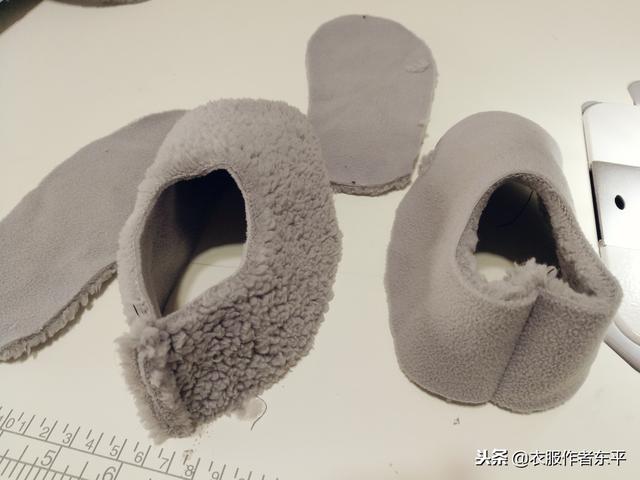 如何制作手工娃娃的袜子，裁衣服剩余的零碎布头不要扔