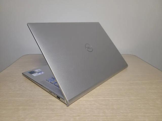 csv文件怎么转成excel不乱码，csv文件怎么转换为Excel文件（评测丨什么样的笔记本称得上对人“视觉友好”）