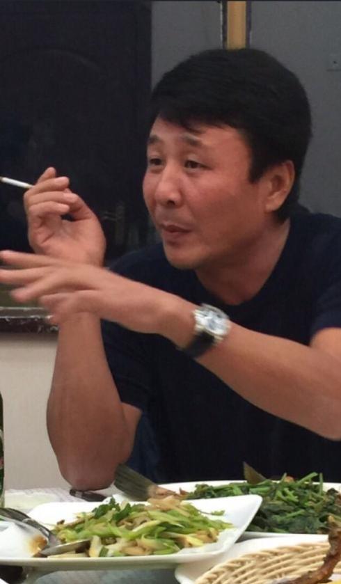 郭斌的个人简介（白手起家，30岁身家过亿）