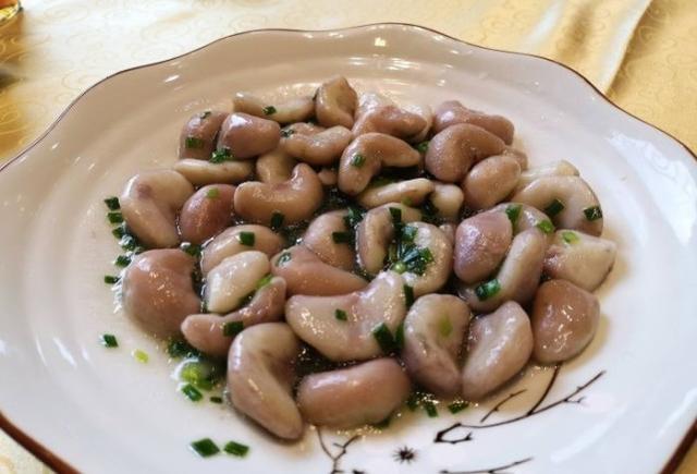 嘉兴文虎酱鸭怎么样，嘉兴酱鸭好吃吗（美食跟小吃也都韵味十足）