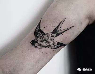 女生纹身纹什么寓意好，适合女性的纹身图案大全（纹身图案寓意详解）