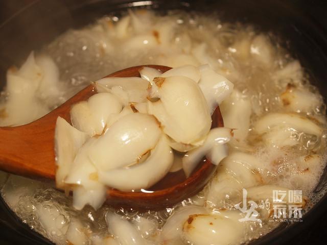 马蹄糖水怎么煲才好吃，马蹄糖水怎么煲才好吃呢（没有什么比这更解暑降温的糖水了）