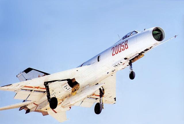 飞机发明时间是哪一年，飞机发明于哪一年（十张图带你了解飞机发展史）