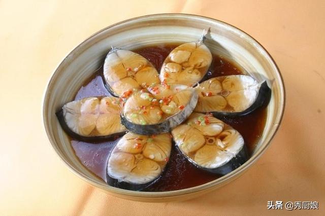 大鲅鱼怎么收拾干净详细步骤，大鲅鱼怎么清理（一次准买好几斤）