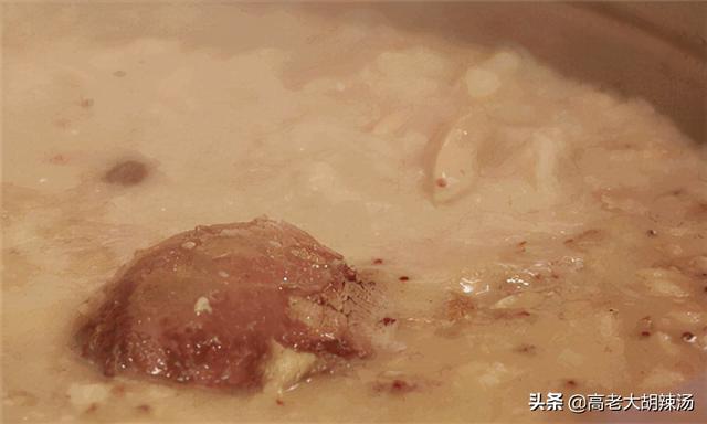 铜锅的好处和坏处，铜锅有什么好处（熬胡辣汤用什么锅最好）