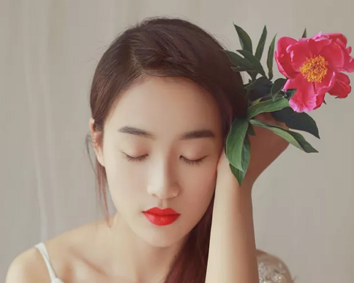 巨蟹座女生的性格脾气，巨蟹座女生的性格脾气及弱点（“脾气暴性格躁”的3大星座女）
