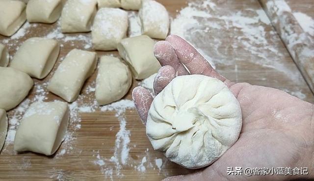 白萝卜包子素馅怎么做好吃，萝卜丝水饺子馅怎样做好吃（最健康的萝卜素馅做法）