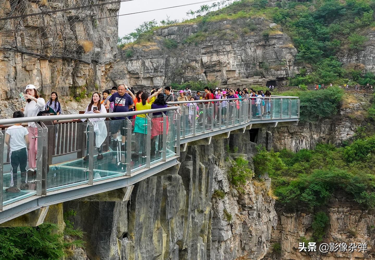 十渡玻璃栈道(野三坡高山漂流玻璃栈道)