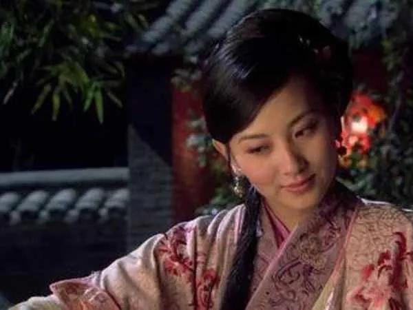 武松血溅鸳鸯楼，武松血溅鸳鸯楼概括（武松血溅鸳鸯楼时为何杀死自己唯一的女人玉兰）