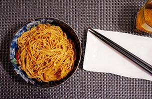 圖片[8]-【蔥油拌面】做法步驟圖 這一步一定要快 不然面條粘團  不好吃-起舞食譜網(wǎng)