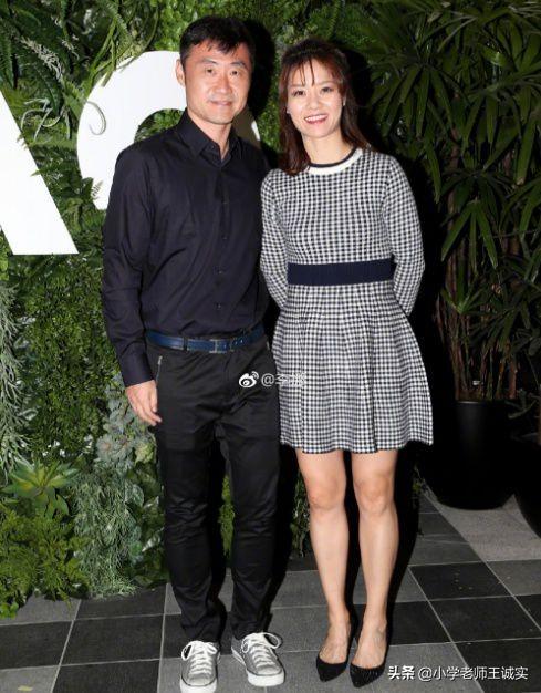 李娜网球个人资料，李娜个人资料（38岁的网球女神李娜）