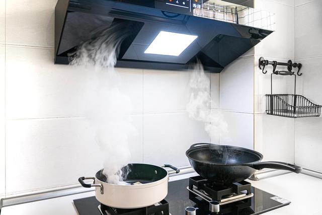 油烟机怎么选择合适，油烟机怎么选购好（网上的选购教程都落伍了）