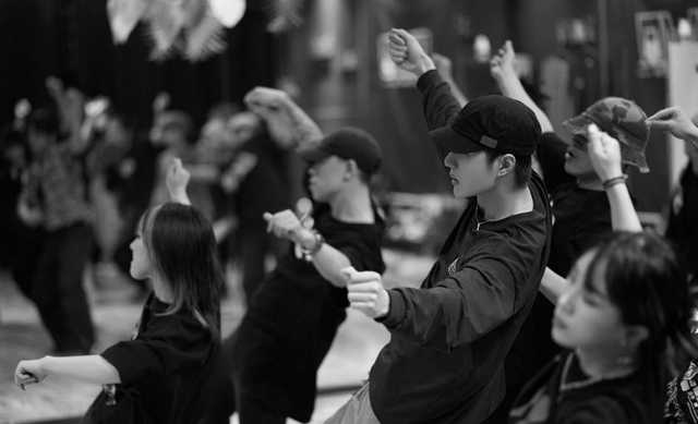 王一博演红孩儿的电影，王一博演红孩儿的电影叫什么（凭一部作品直接红成顶流）