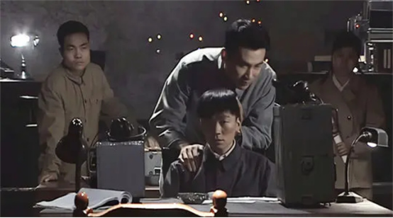暗算剧情介绍，《暗算》拿奖拿到手软一点不奇怪