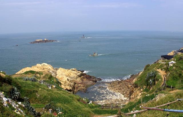 长江入海口是什么海，长江入海口属于什么海（大多数都分布在长江口以南的海域）