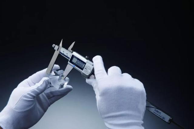 游标卡尺规格型号，游标卡尺的规格型号（机械做了几十年：游标卡尺）