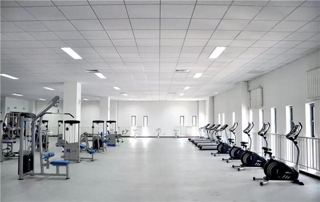 首都师范大学科德学院学费，北京科德学院属于几本（原来它才是国内学费最贵的艺术院校）