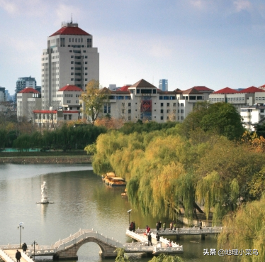 扬大图书馆(扬大图书馆怎么找书)