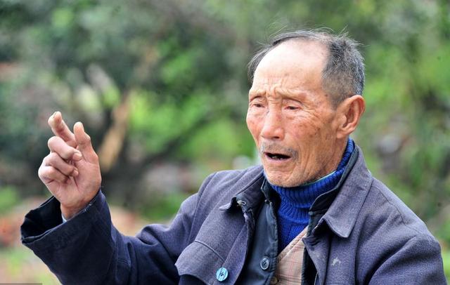 梦见亲戚去世预示什么，有人说：梦见爷爷去世了