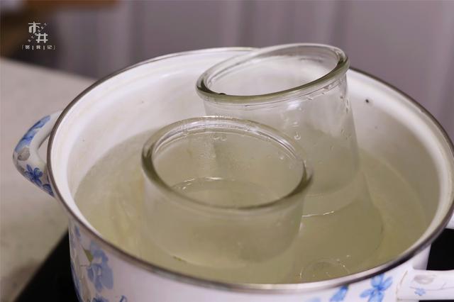 韭菜酱的做法 大家可以做一做，韭菜酱的做法（腌韭菜花酱原来这么简单）