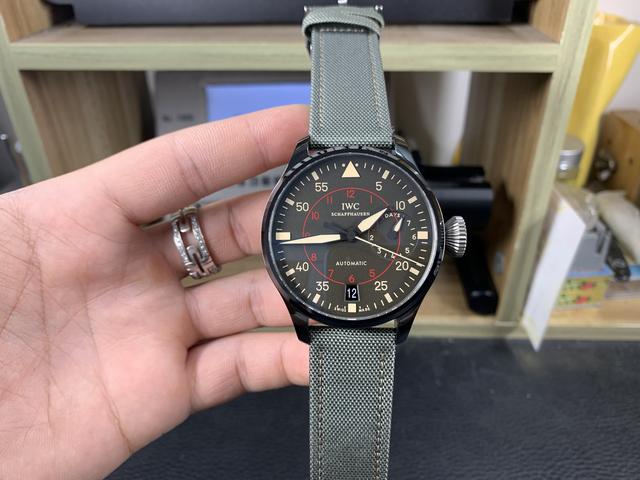 复刻表2000元成本多少，说说现在复刻表卖2000元成本是多少（完美复刻的手表性价比超高只要两千多左右）