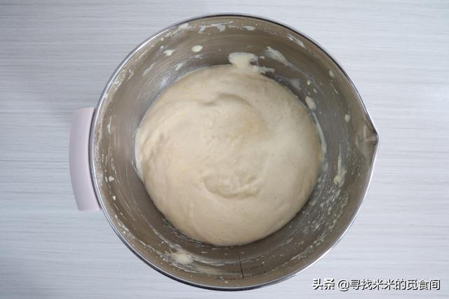 用面包机做蛋糕，怎样用面包机做蛋糕（面包机也能实现蛋糕自由）